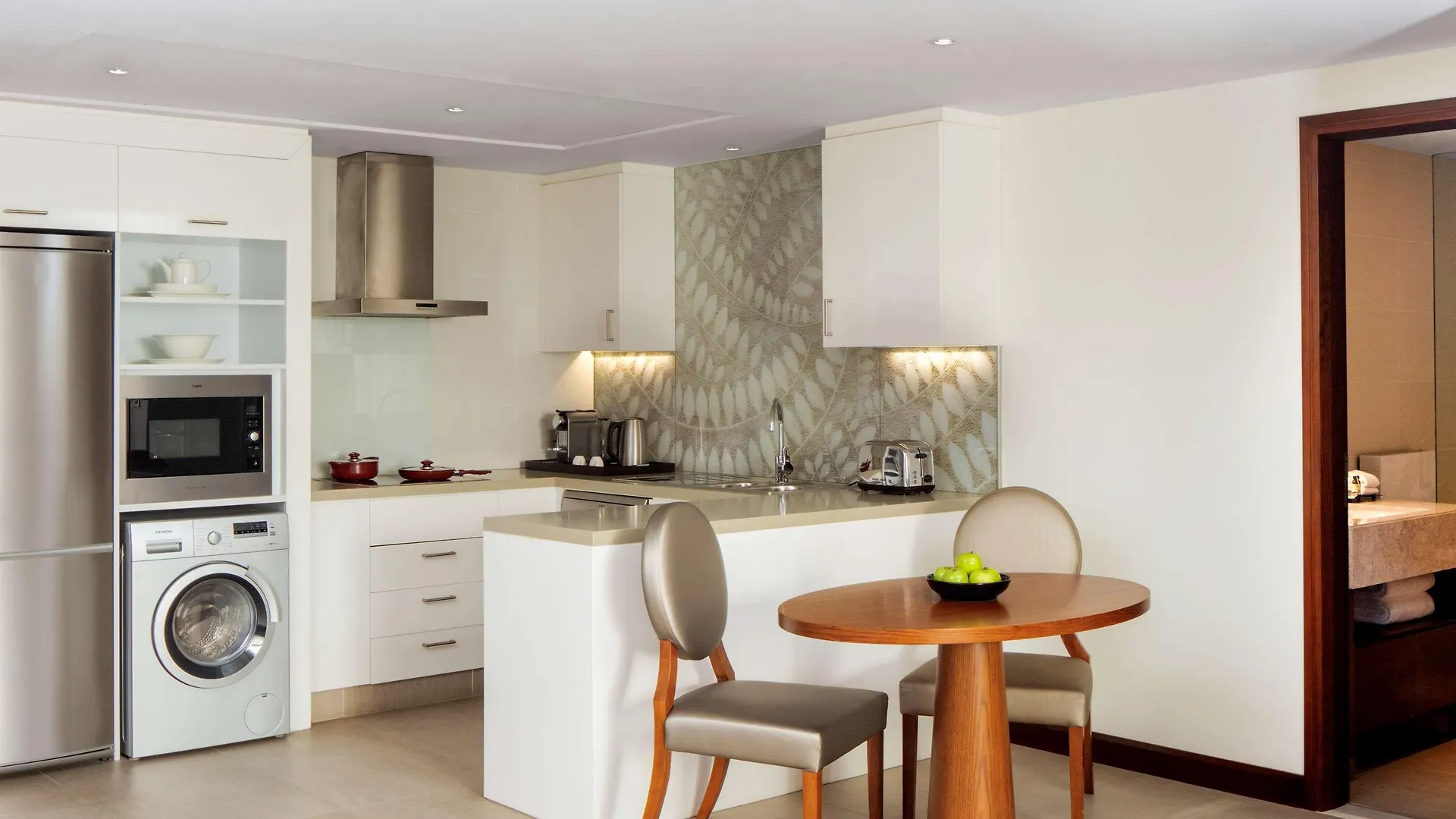 Aparthotel Pullman Dubai Creek City Centre Residences
